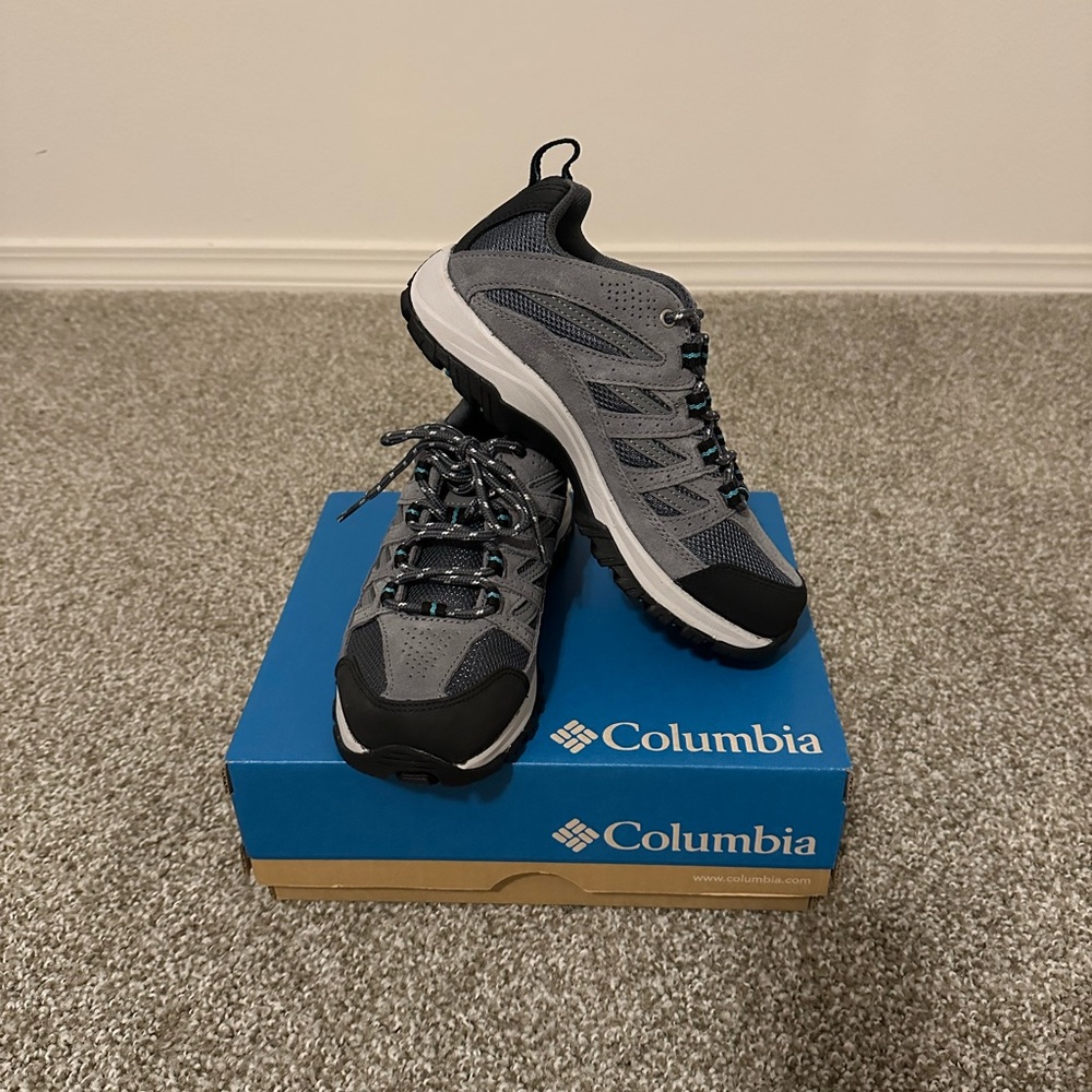 NIB Columbia Women’s Crestwood - Size 6.5